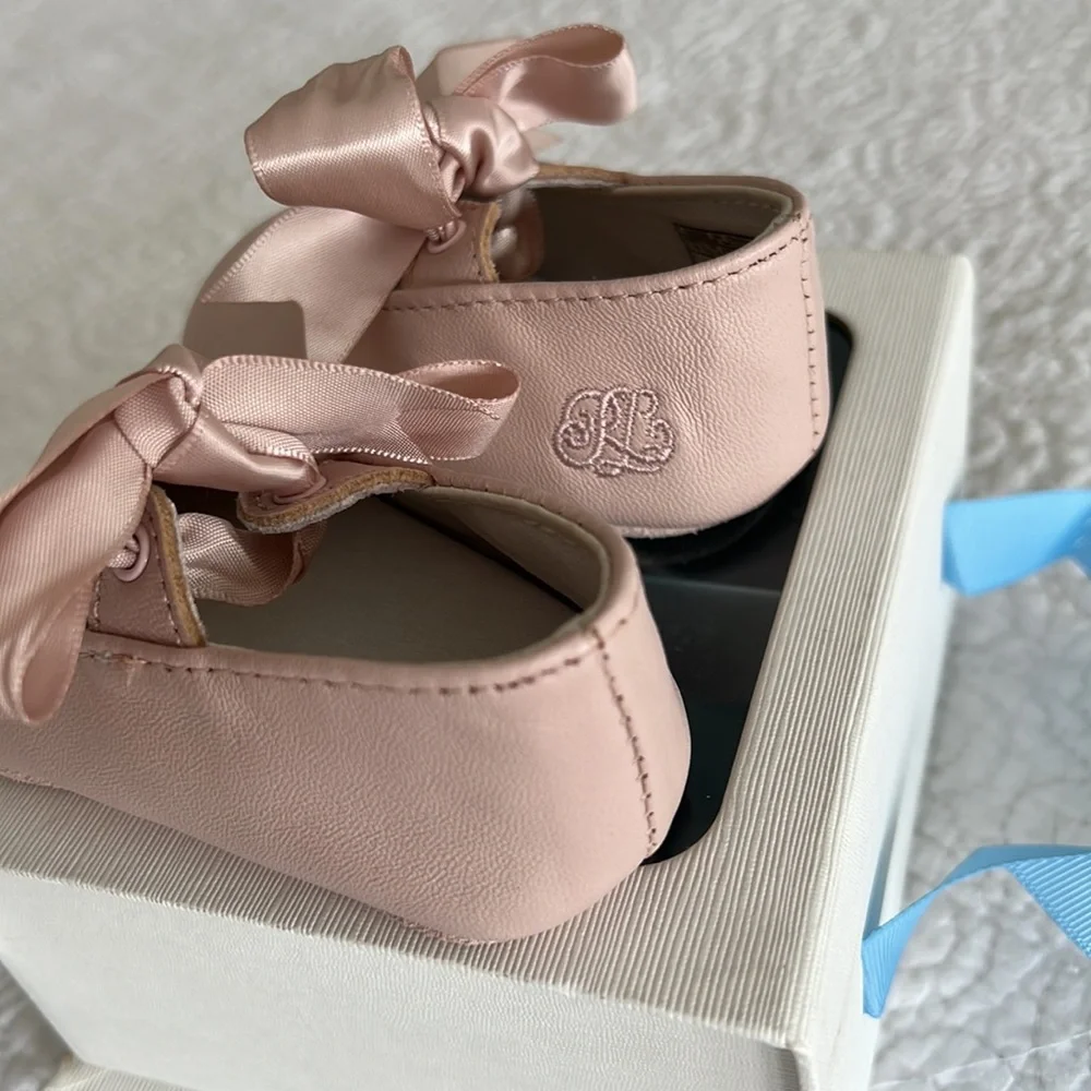 Ralph Lauren leather crib shoes. Size 1 perfect condition